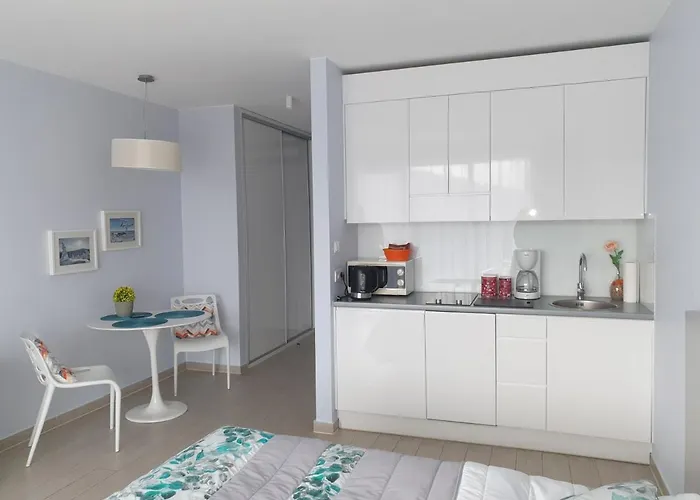 Czarna Gora Faktura Vat Appartamento *